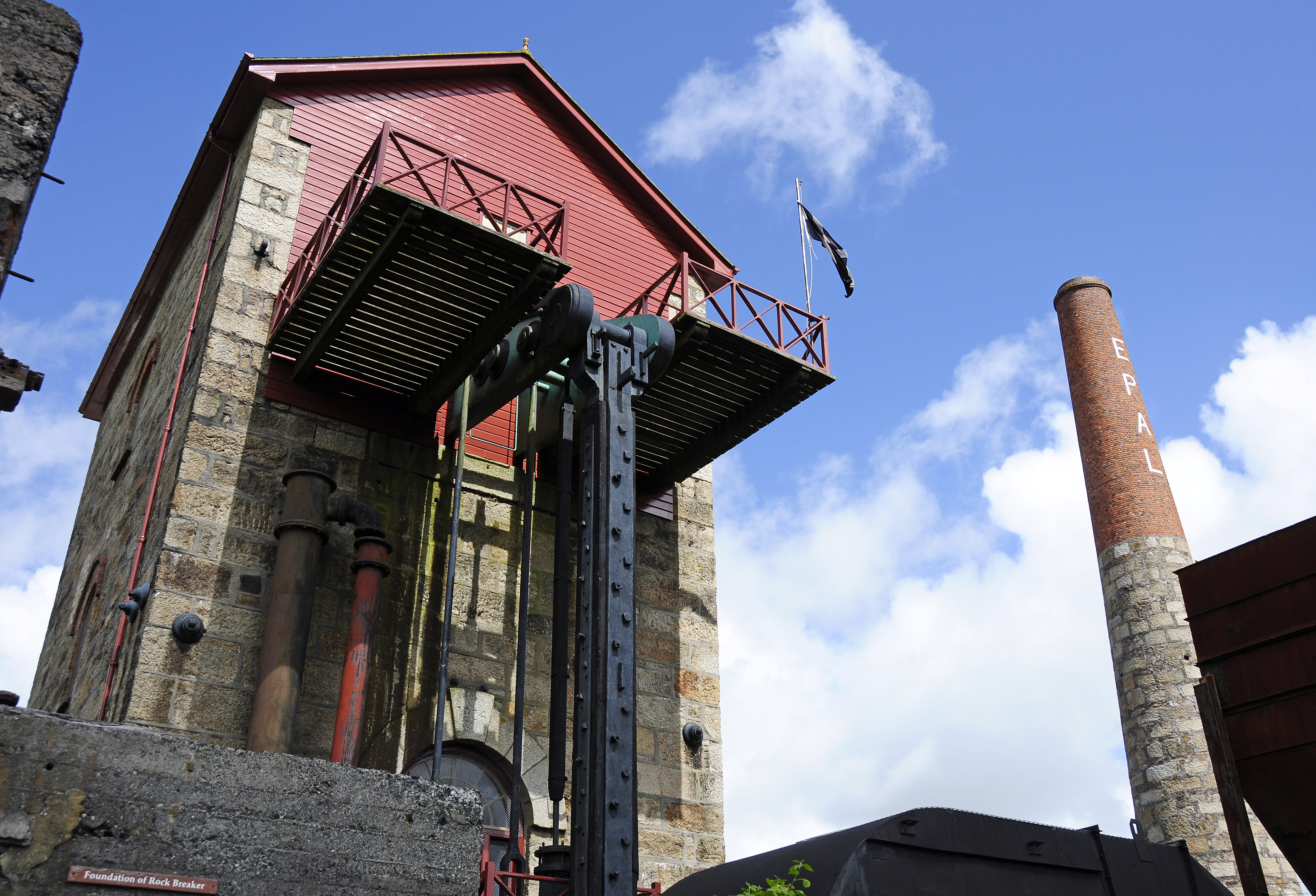 Mine sites - example: East Pool Mine